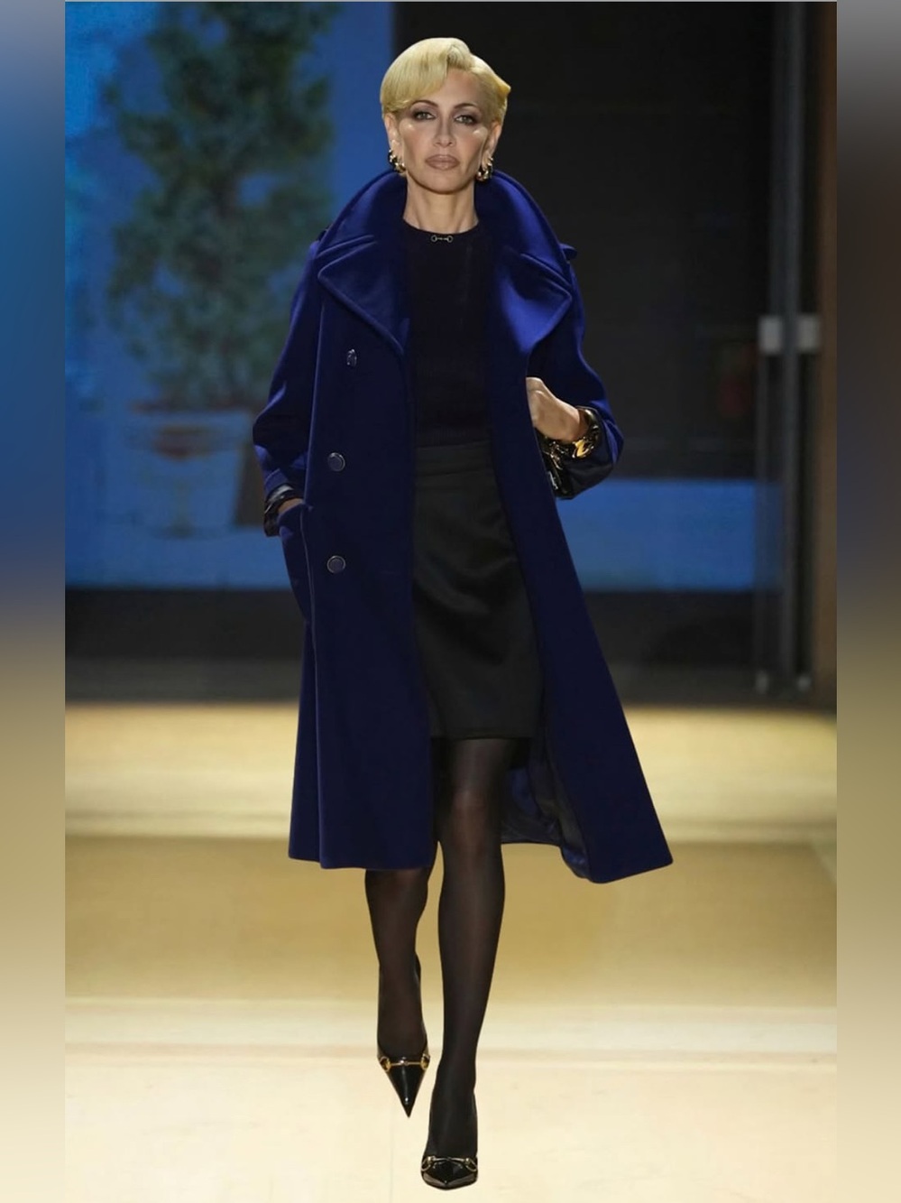 Vtg Mallerette Cobalt Blue Wool Statement Coat - Picture 5 of 17